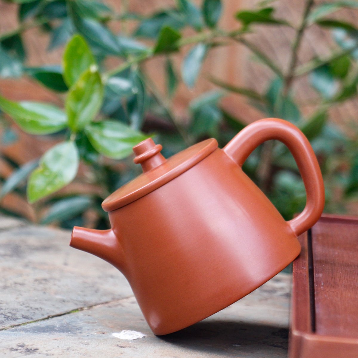 Jian Shui Clay "Han Duo Hu" Teapot by Huang Shou Zhen