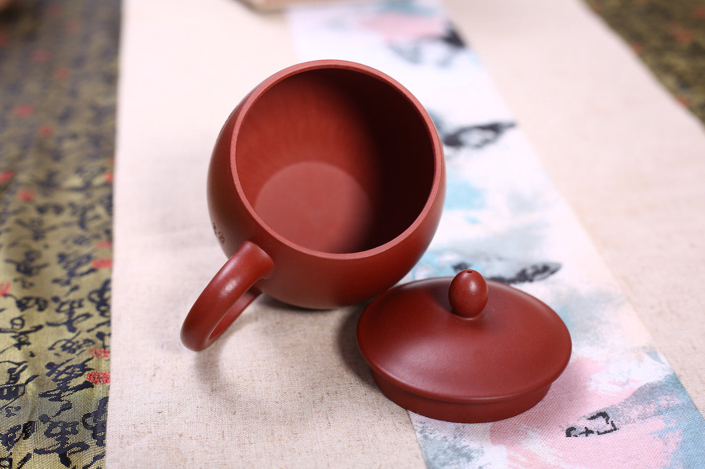 Yixing Qing Shui Ni Clay "Lotus Pod" Brew Cup with Cover