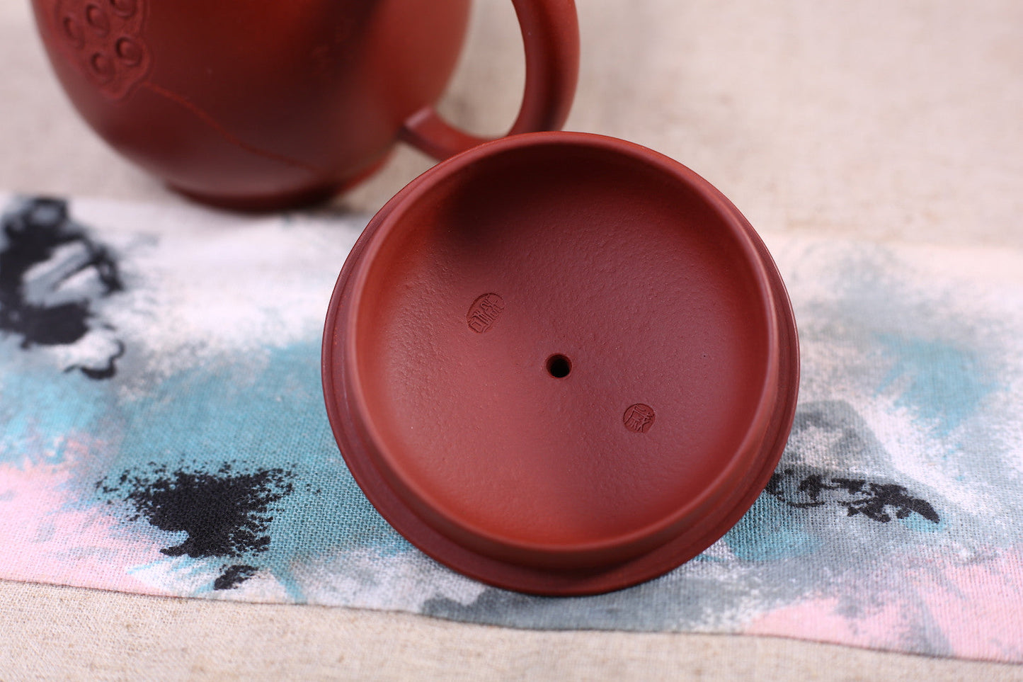 Yixing Qing Shui Ni Clay "Lotus Pod" Brew Cup with Cover