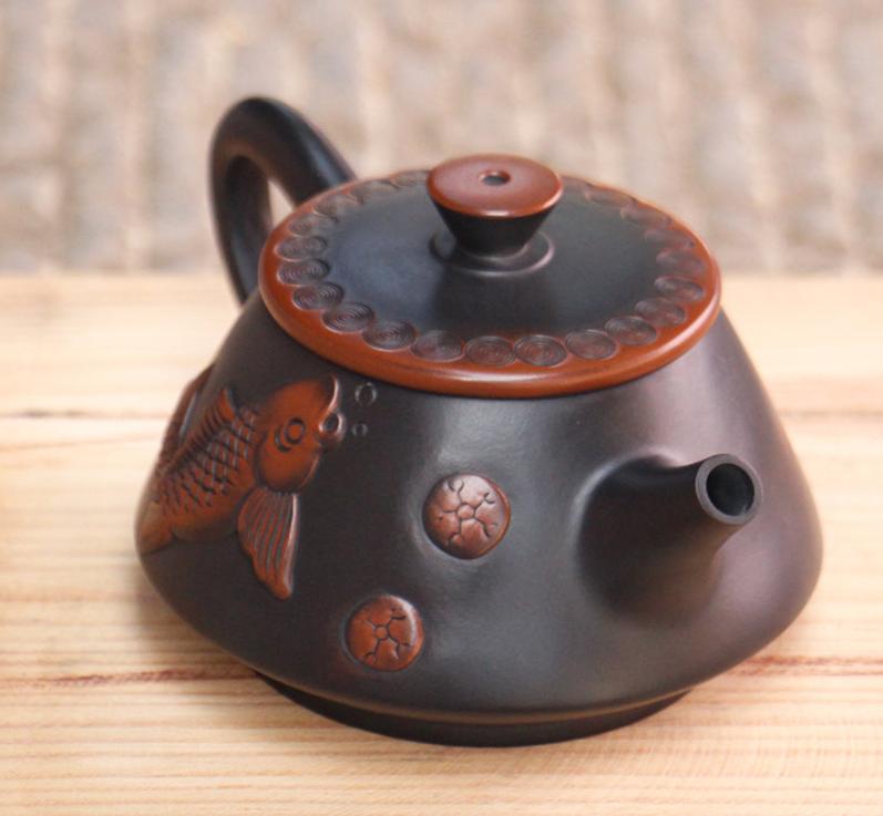 Jian Shui Clay "Fish KH97" Teapot by Lei Xing Hua