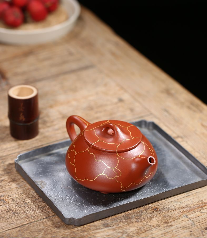 Da Hong Pao Clay “Gold Mosaic" Yixing Clay Teapot