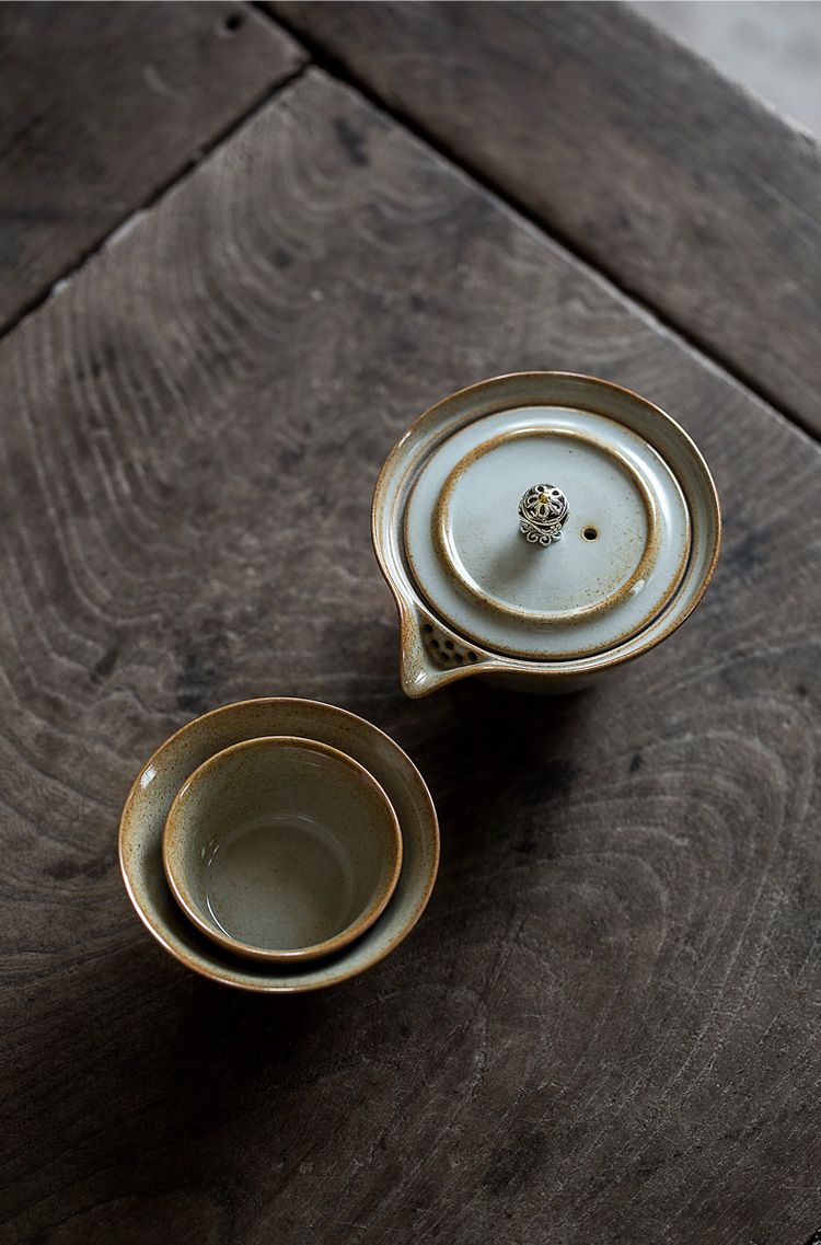 Rose Bush Travel Tea Set With Easy Gaiwan and Cups