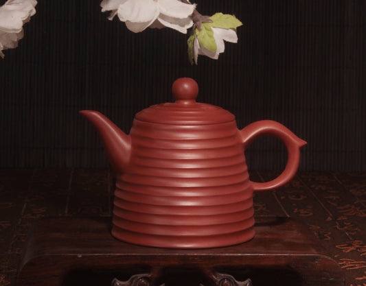 Chaozhou Hong Ni "Qian Ceng" Clay Teapot by Zhang Shu Huang