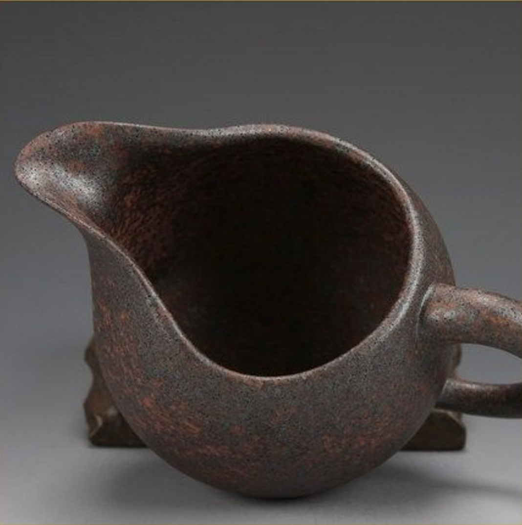 High Fired Old Duan Ni Clay "Cha Hai" Serving Pitcher * 160ml