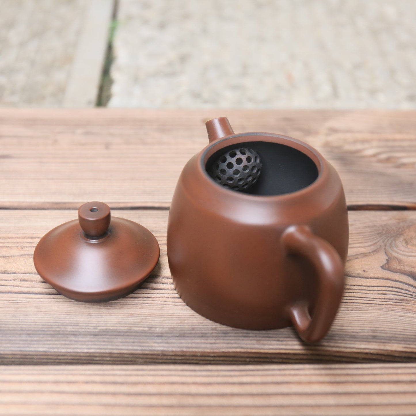 Jian Shui Clay "Gu Cang Hu" Teapot by Su Mo