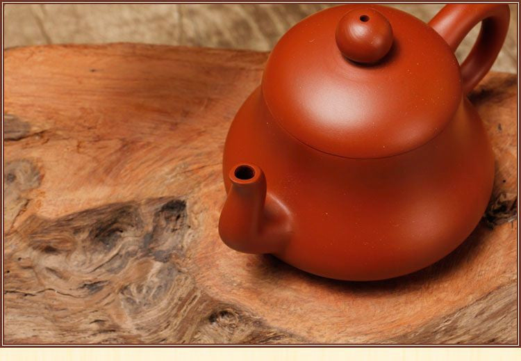 Chaozhou Hong Ni "Si Ting" Clay Teapot by Xie Yan Juan